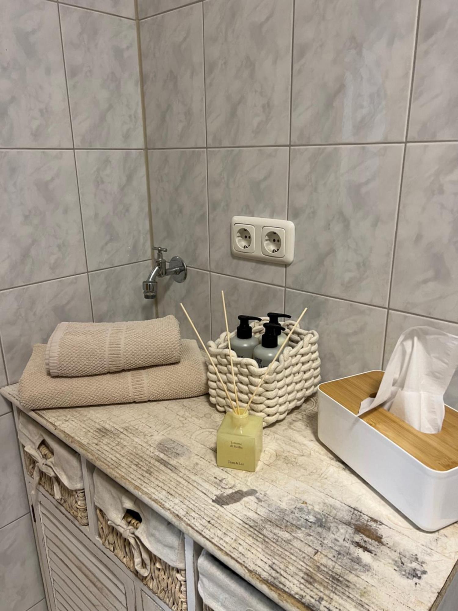 Gemuetliche Ferienwohnung Mit Charme Edling Exteriör bild