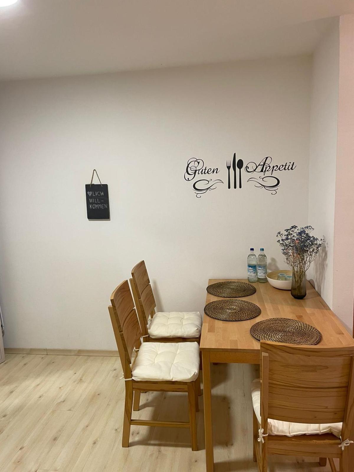 Gemuetliche Ferienwohnung Mit Charme Edling Exteriör bild