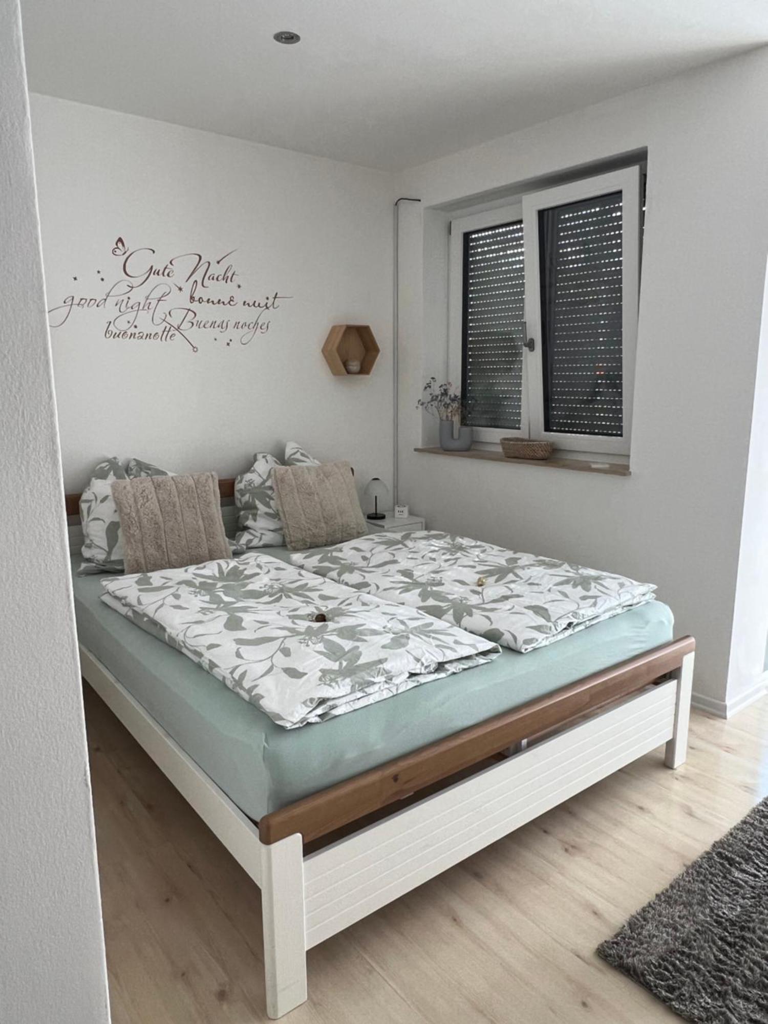 Gemuetliche Ferienwohnung Mit Charme Edling Exteriör bild